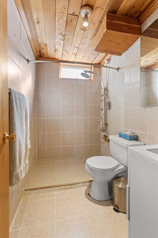 751 Mccutcheon Drive NW