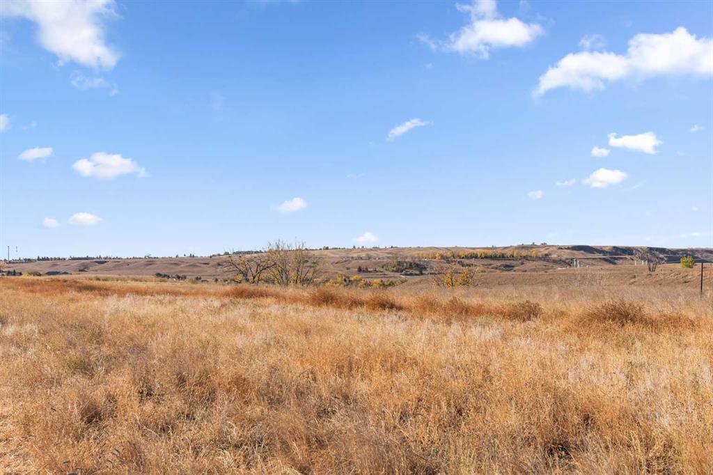 751 Mccutcheon Drive NW