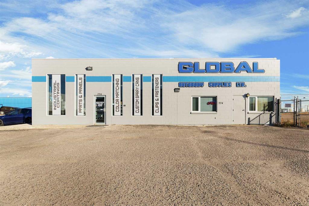 774 16 Street SW, Medicine Hat