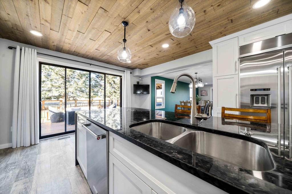 32 Carter Crescent SE