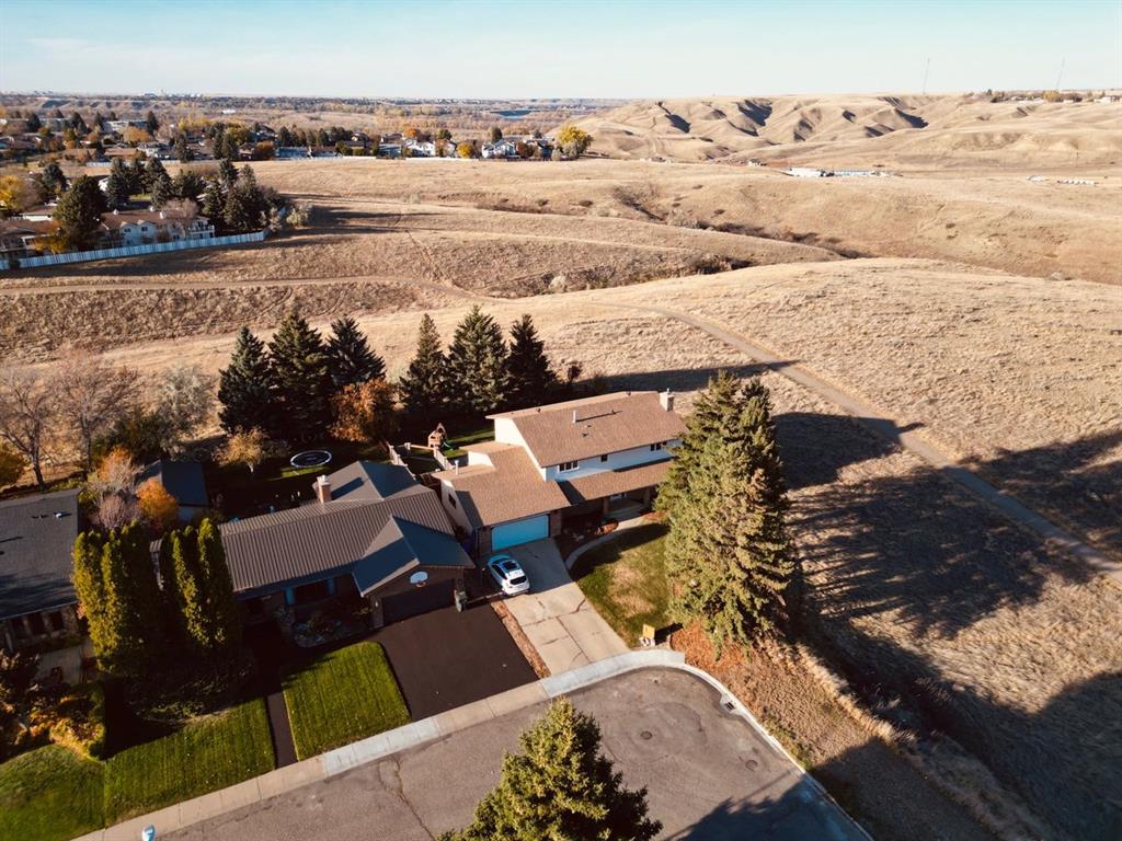 32 Carter Crescent SE