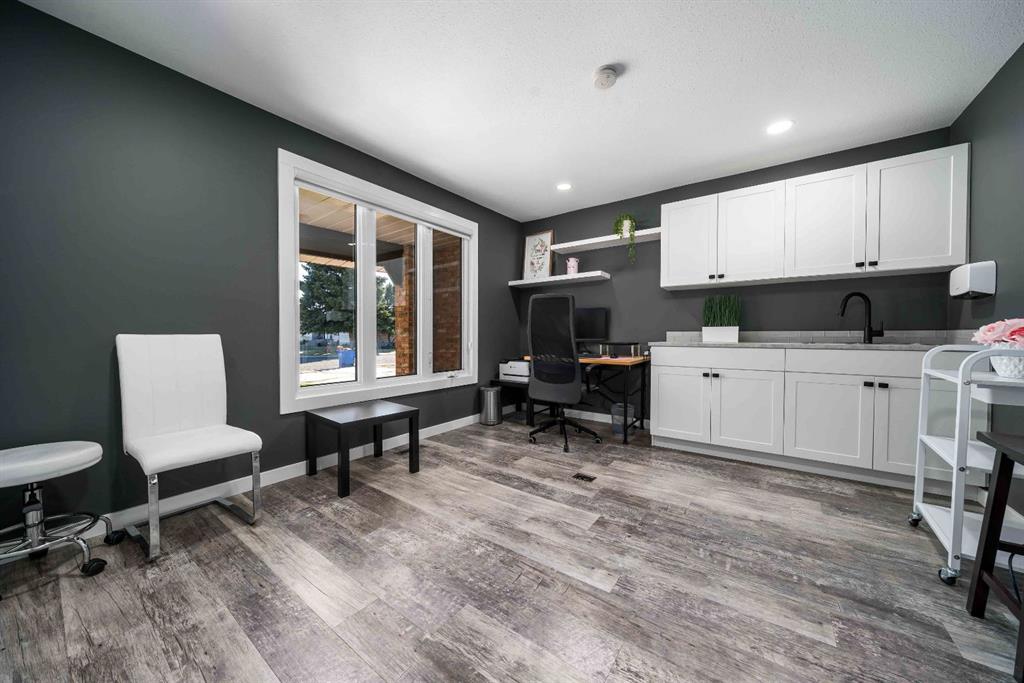 32 Carter Crescent SE