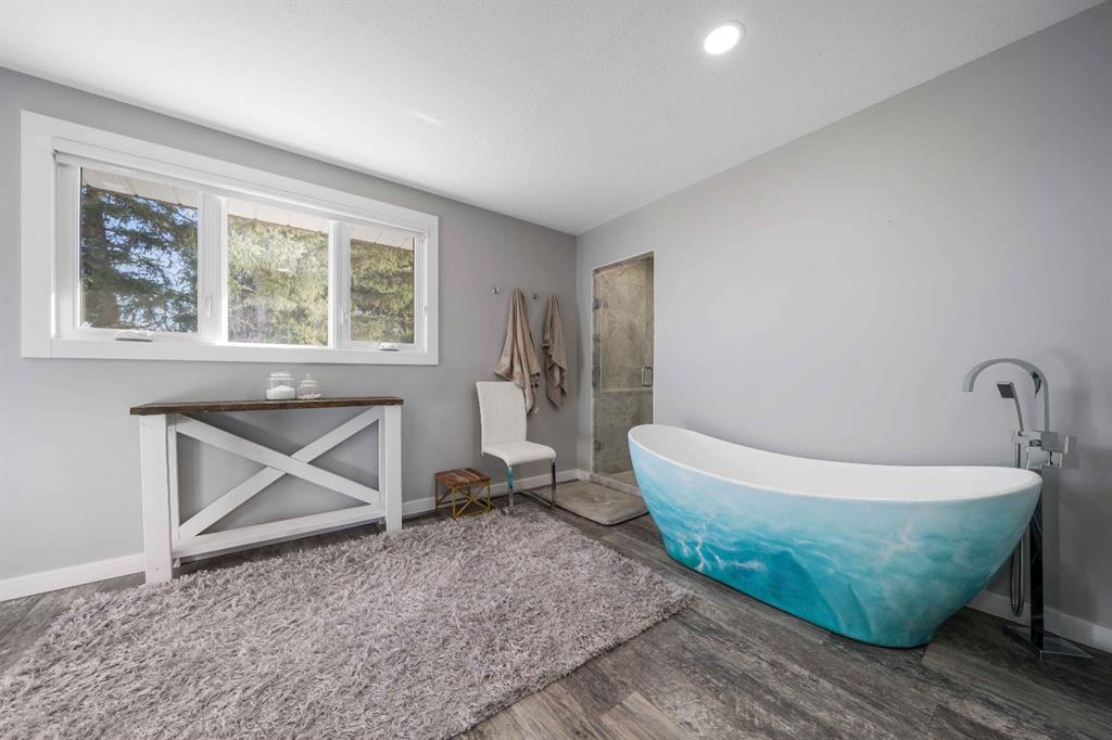 32 Carter Crescent SE