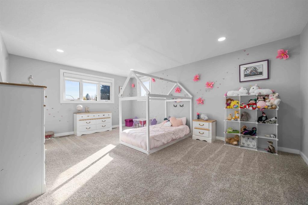 32 Carter Crescent SE