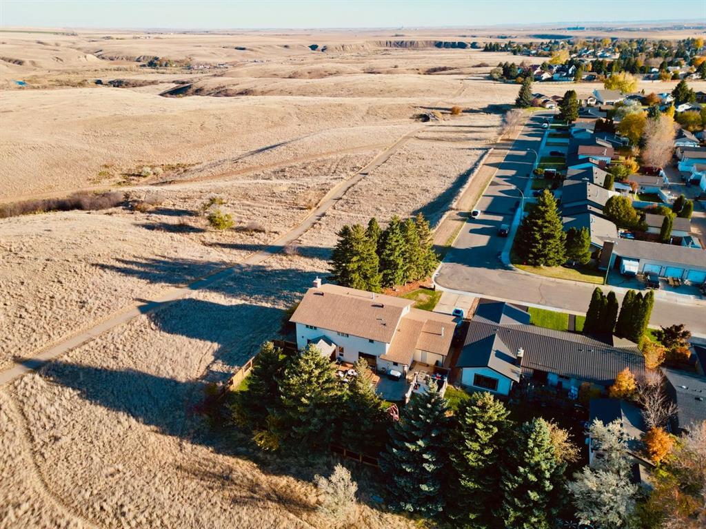 32 Carter Crescent SE