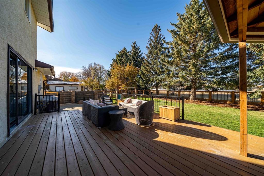 32 Carter Crescent SE