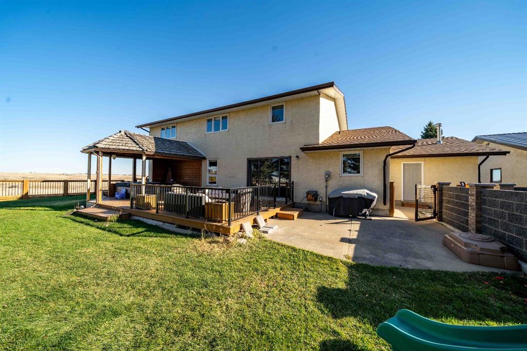 32 Carter Crescent SE