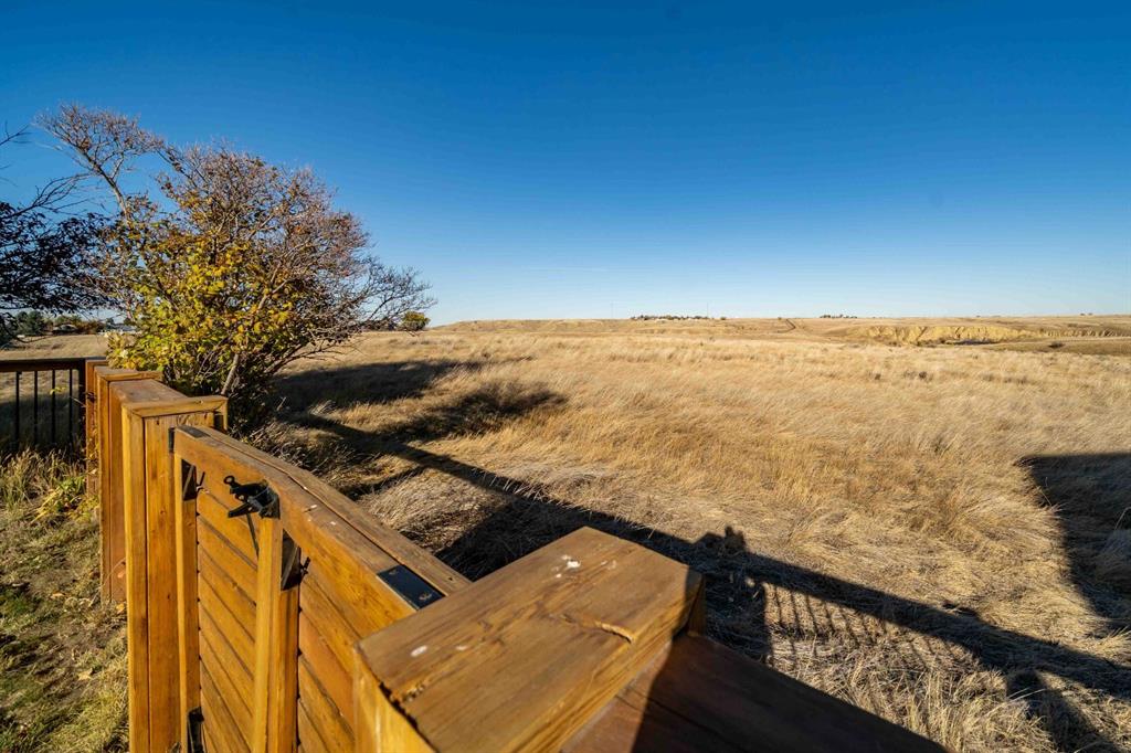 32 Carter Crescent SE