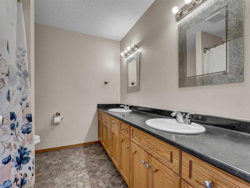 35 Heritage Court NE