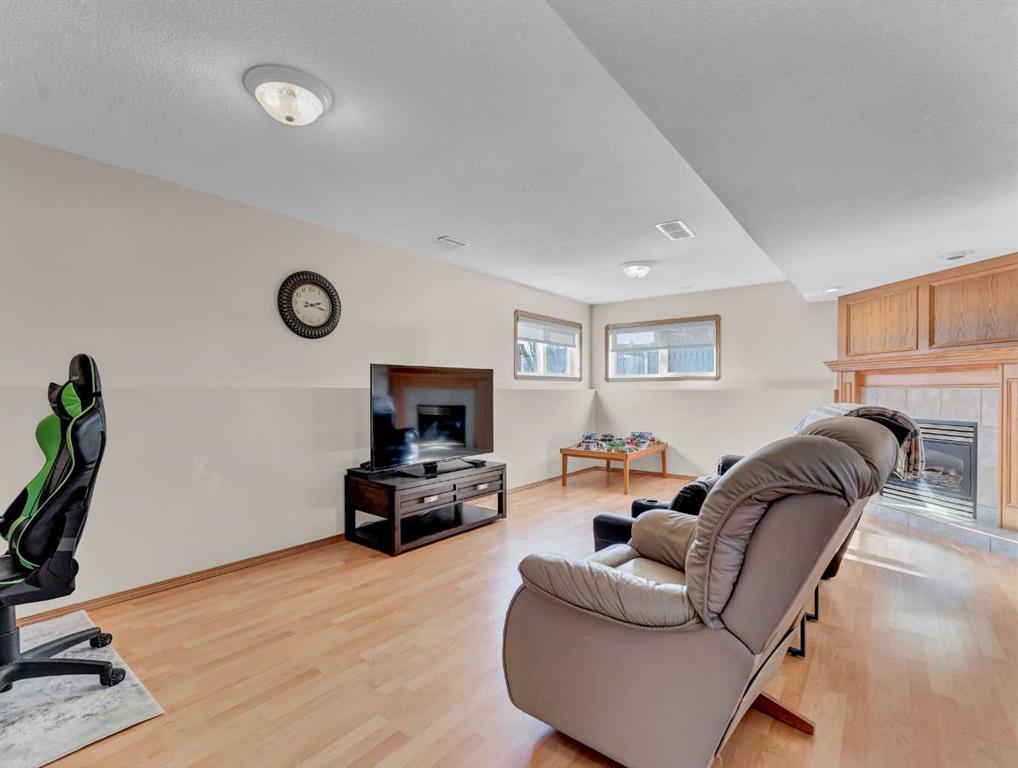 35 Heritage Court NE