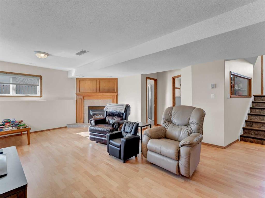 35 Heritage Court NE