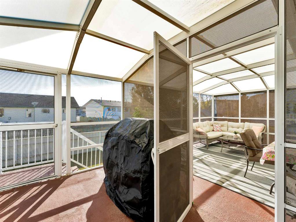 35 Heritage Court NE