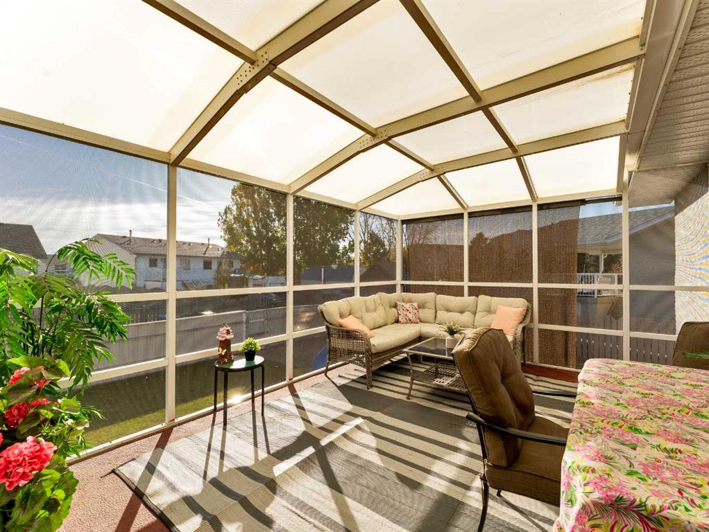 35 Heritage Court NE