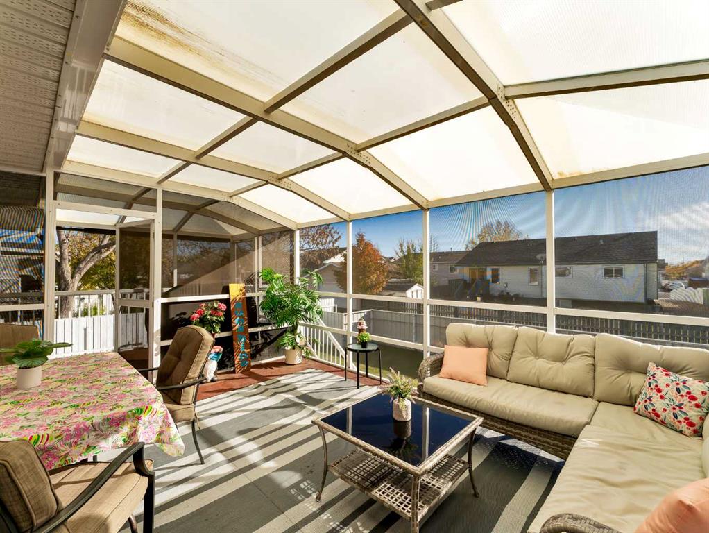 35 Heritage Court NE