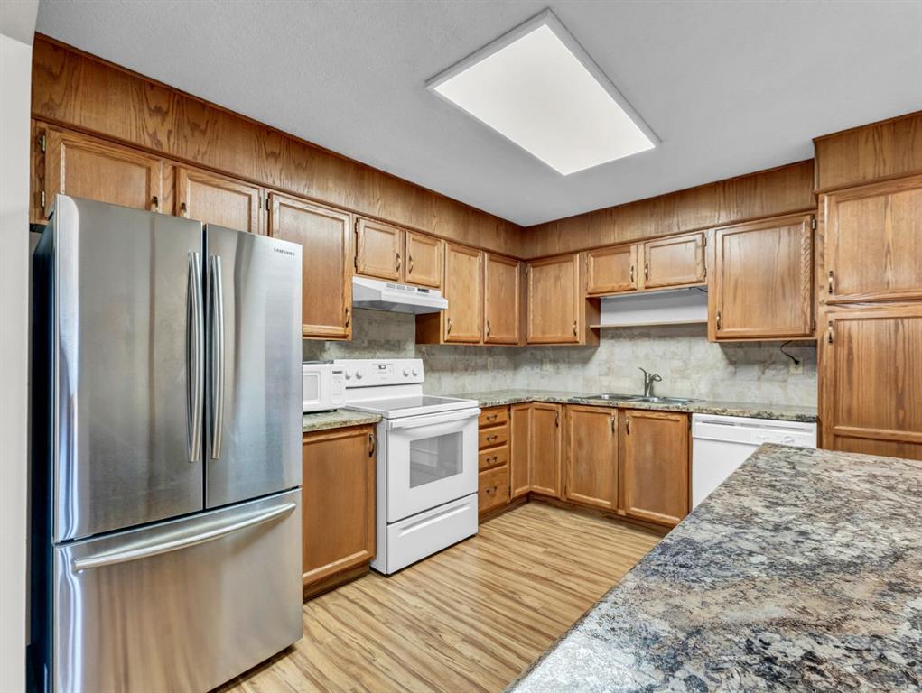 #107 3090 15 Avenue SE