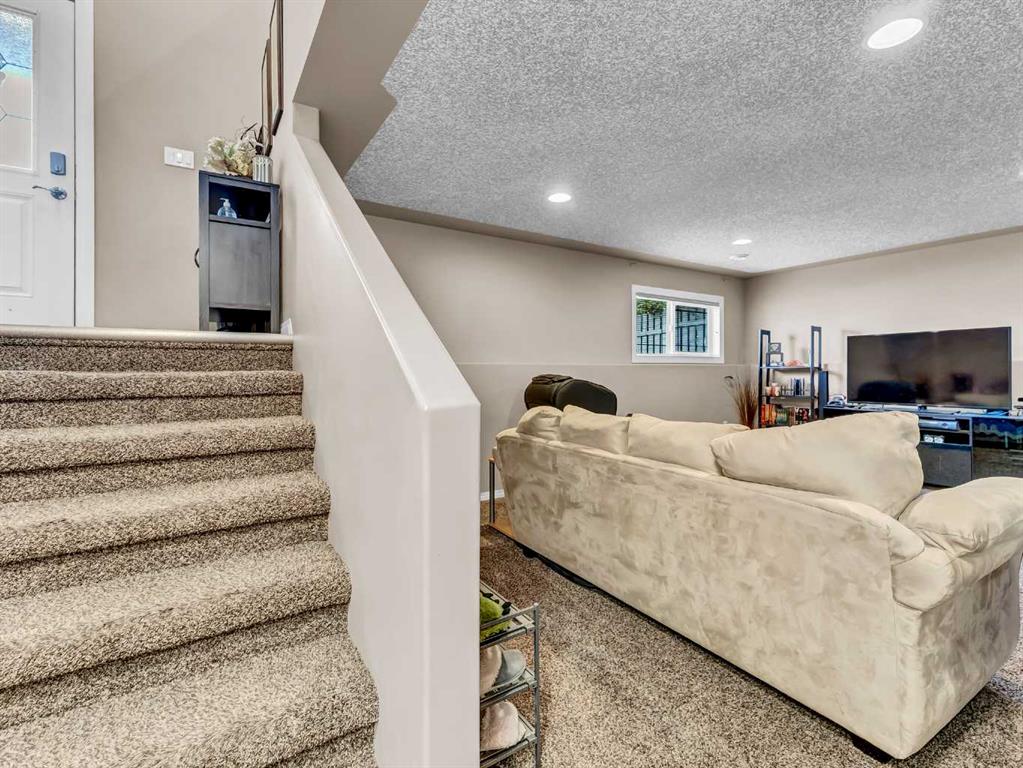 317 Prospect Drive SW