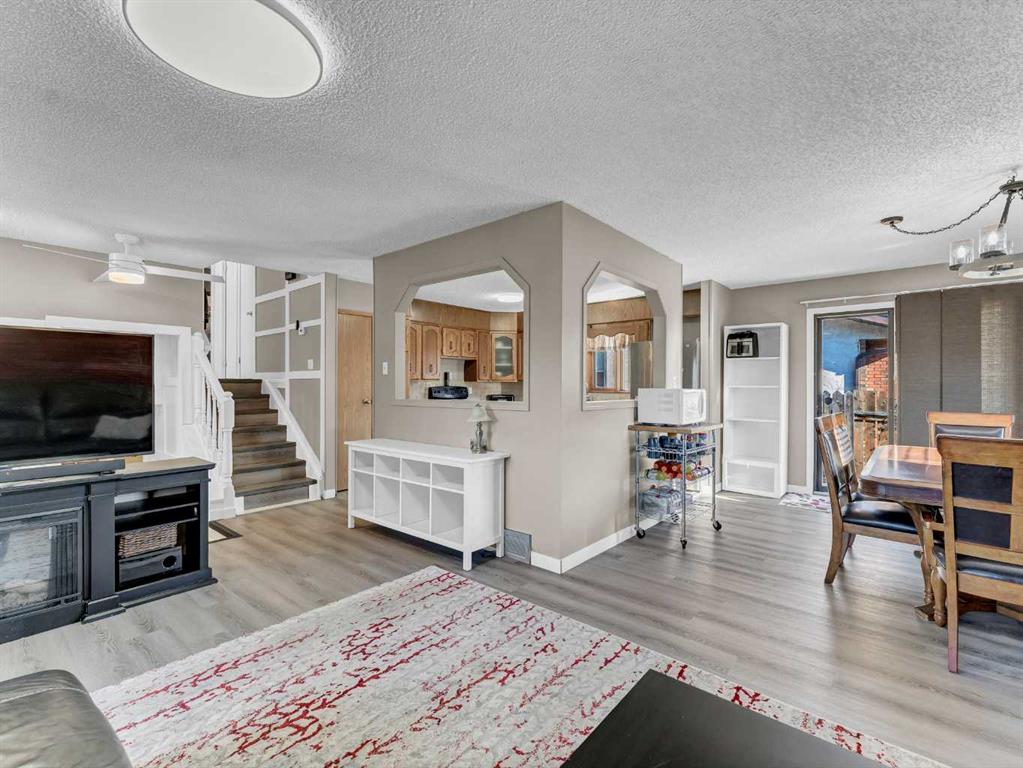 35 Rideau Crescent SE