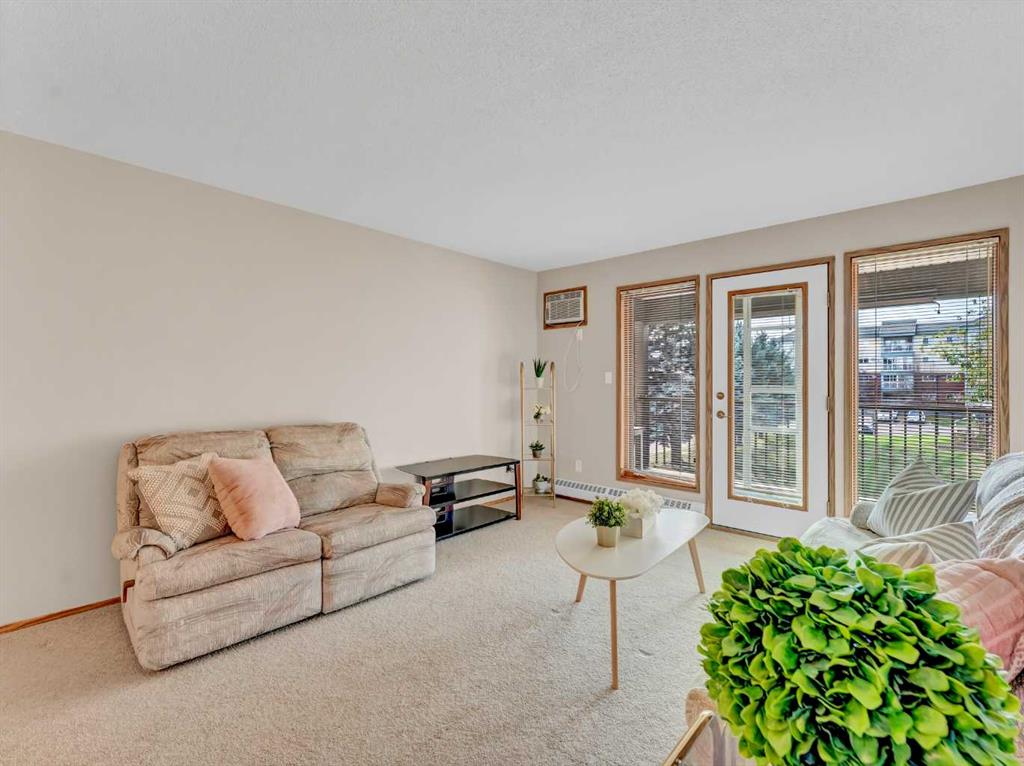 #204 3090 15 Avenue SE