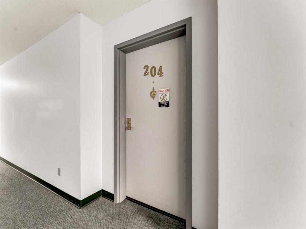 #204 3090 15 Avenue SE