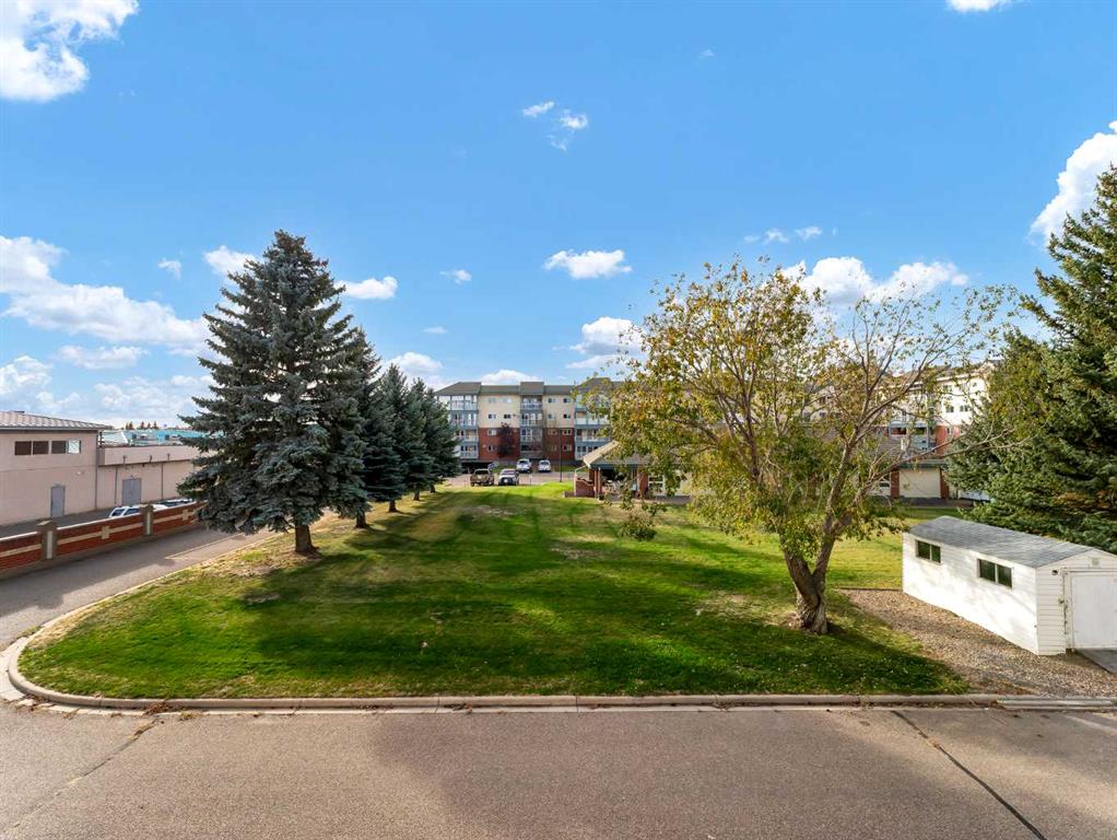 #204 3090 15 Avenue SE