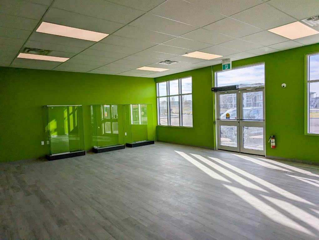 #304 4979 Southlands Drive SE