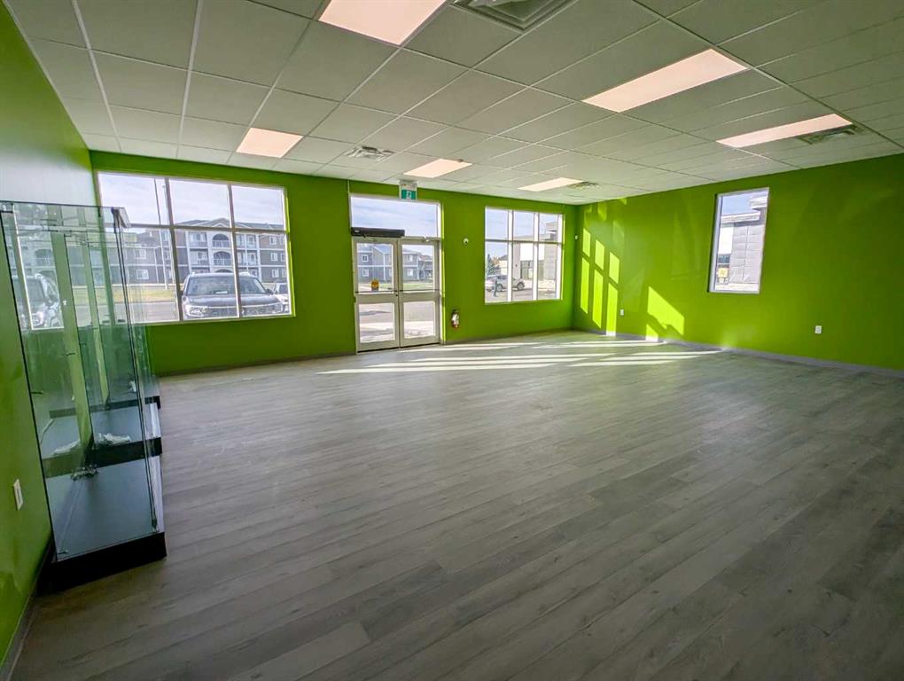 #304 4979 Southlands Drive SE