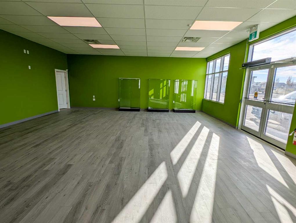 #304 4979 Southlands Drive SE