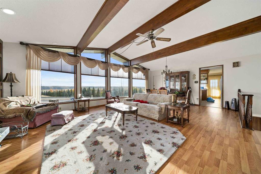 1284 Parkview Drive NE