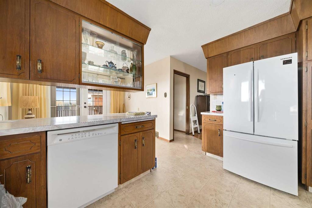 1284 Parkview Drive NE