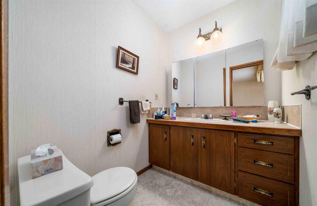 1284 Parkview Drive NE