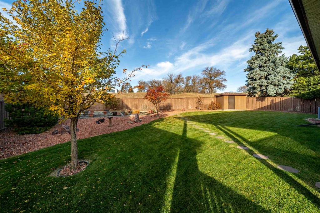 1284 Parkview Drive NE