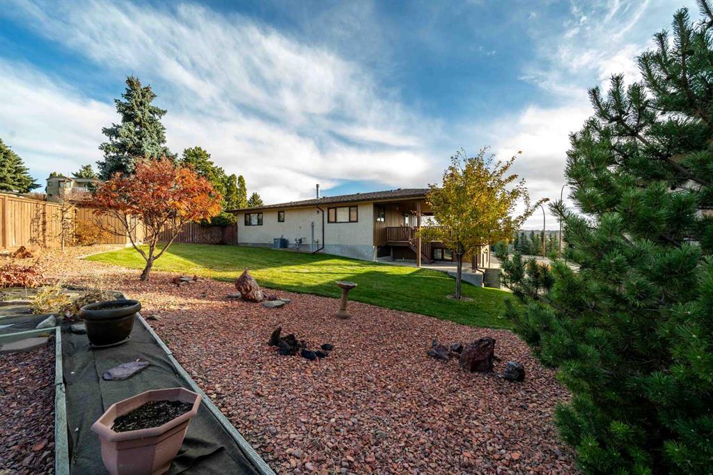 1284 Parkview Drive NE