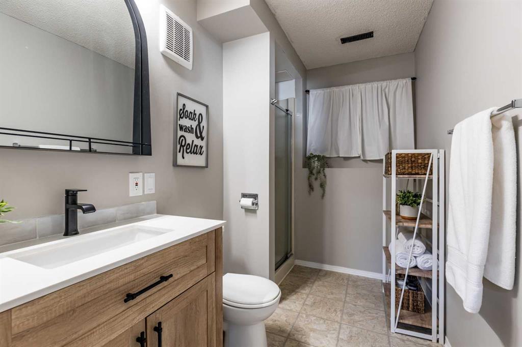 143 Stapeford Crescent SE