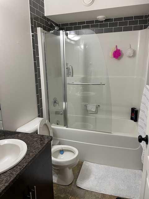 339 Southlands Pointe  SE