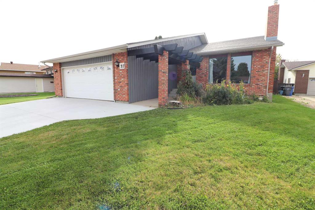 37 Buttercup Court SE, Medicine Hat