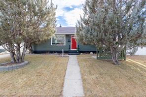 683 7 Street SW, Medicine Hat