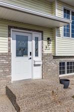 30 Sage Close SE, Medicine Hat