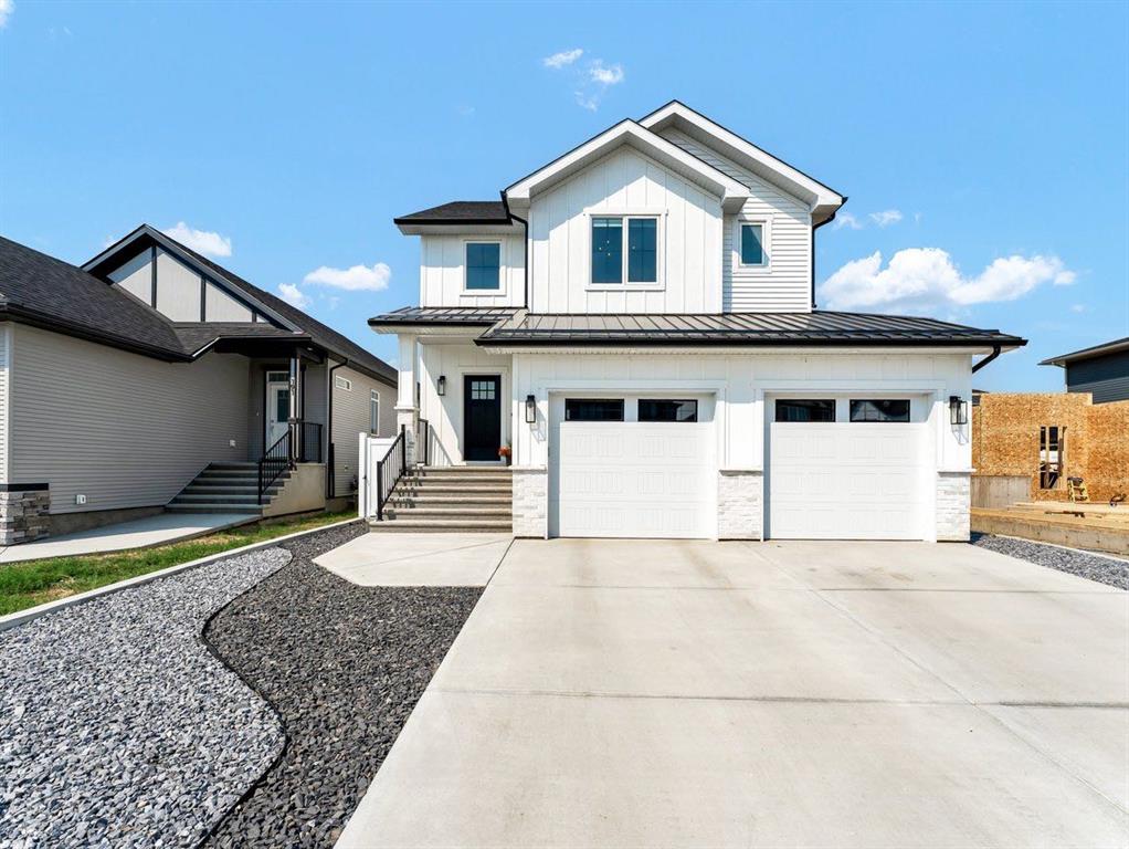 195 Hamptons Crescent SE, Medicine Hat