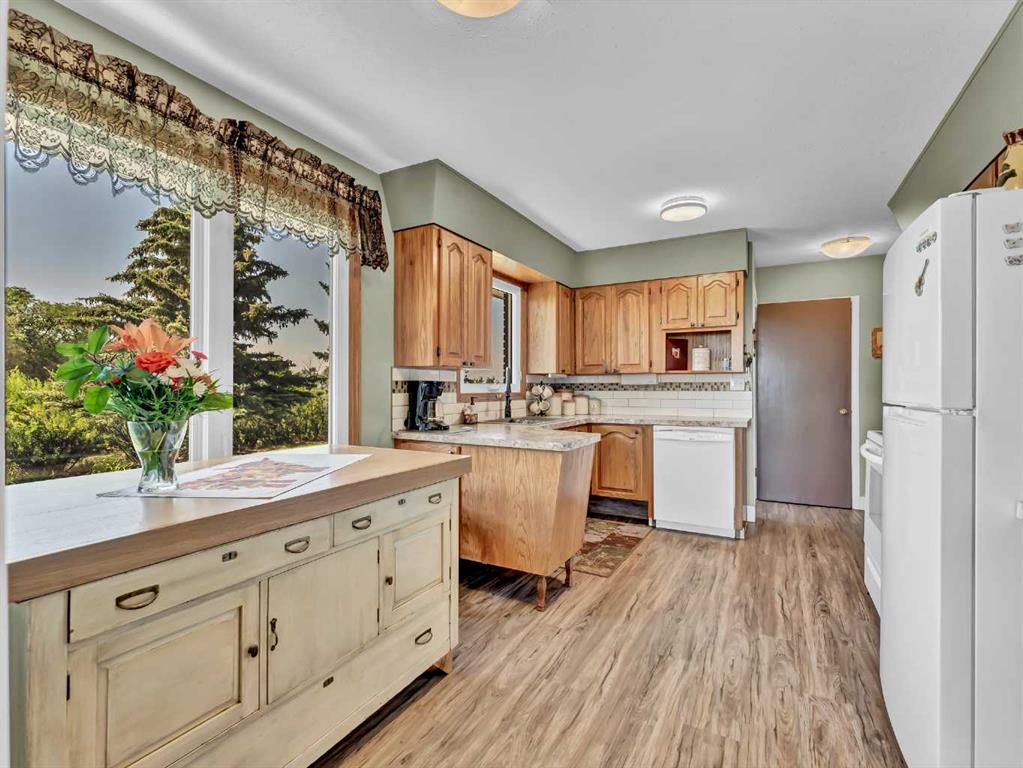 11507 Range Road 75  