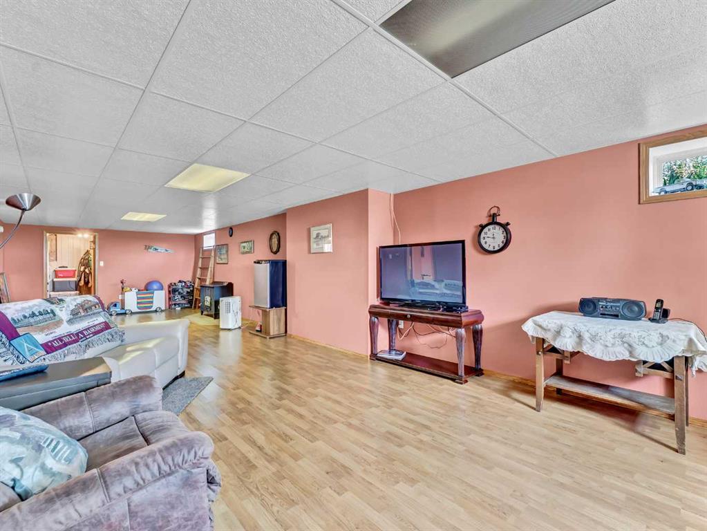 11507 Range Road 75  