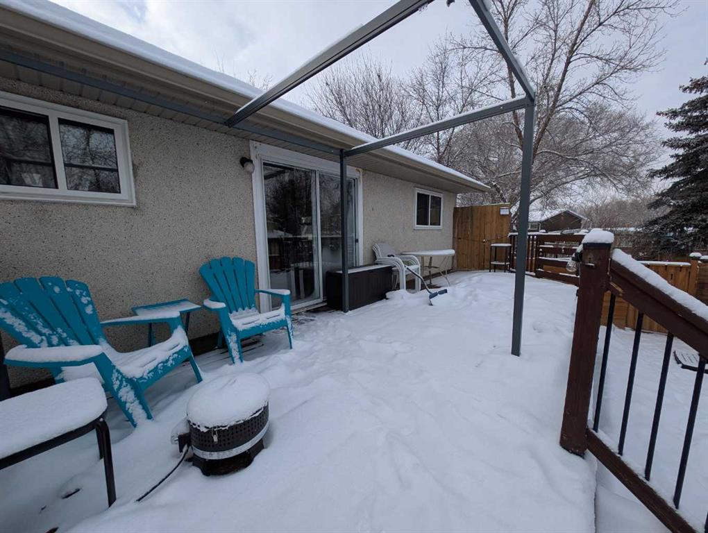 45 Red Deer Drive SW