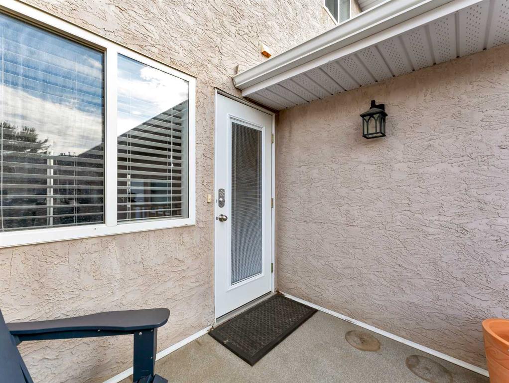 #403 165 South Ridge Drive SE
