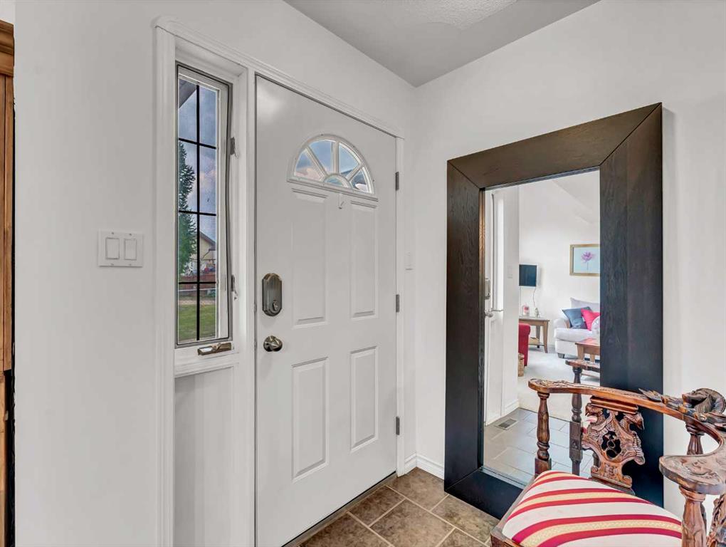 #403 165 South Ridge Drive SE