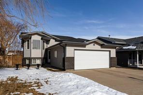 72 Hudson Way NE, Medicine Hat