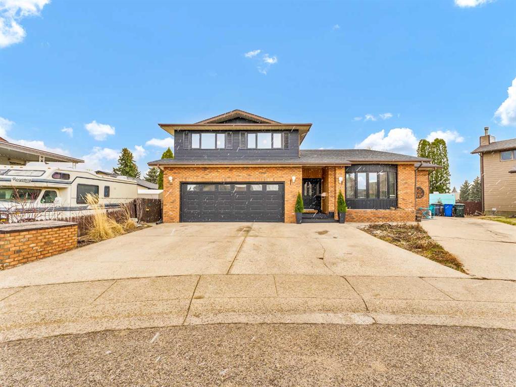 13 Calder Green SE, Medicine Hat