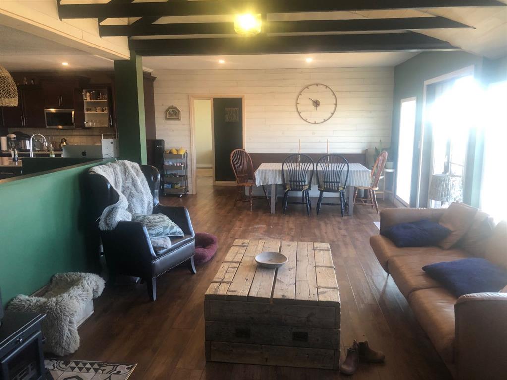 10123 Range Road 53  