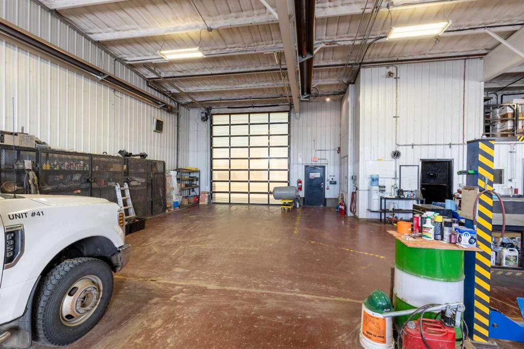 32 & 36 Industrial Drive SE