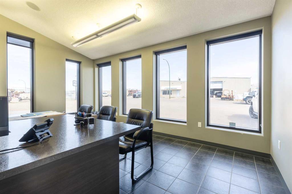 32 & 36 Industrial Drive SE