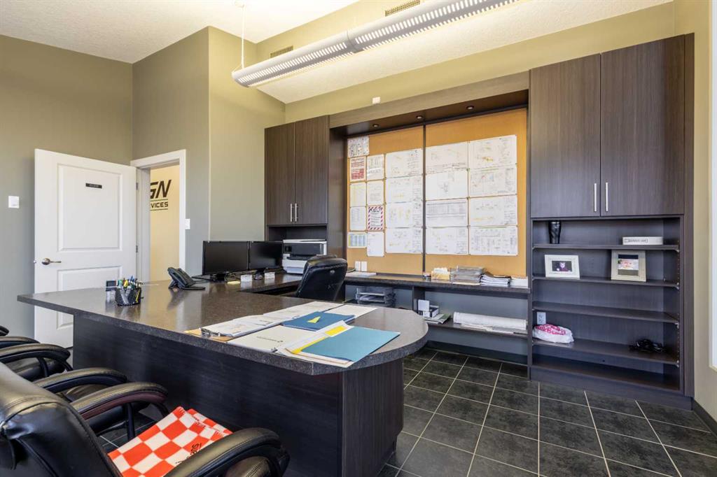 32 & 36 Industrial Drive SE