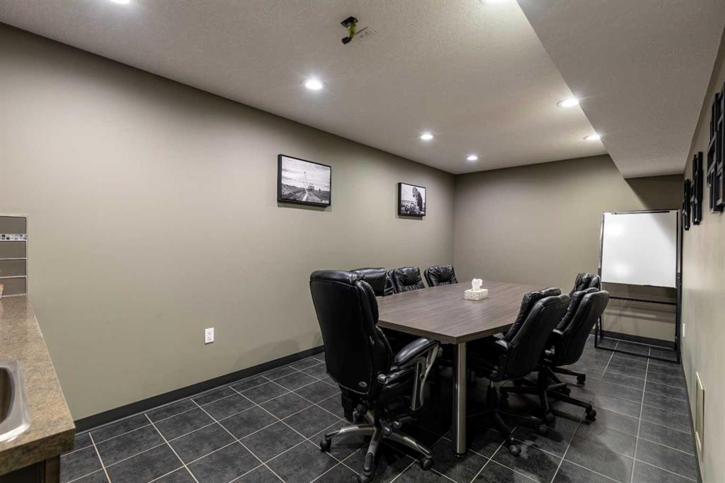 32 & 36 Industrial Drive SE